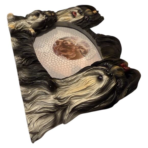 3D ShihTzu Dog Family Hand Painted Picture Frame Black White Hold 4x6 Photo NEW - Picture 3 of 15
